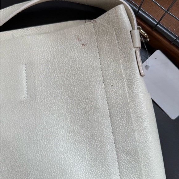 VGC Furla Cream Perforated Shoulder Bag - Picture 5 of 16